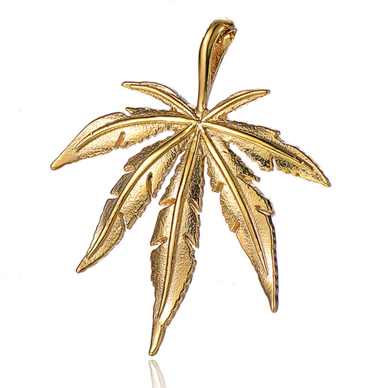 Collier avec pendentif en forme de feuille d'érable en acier inoxydable
