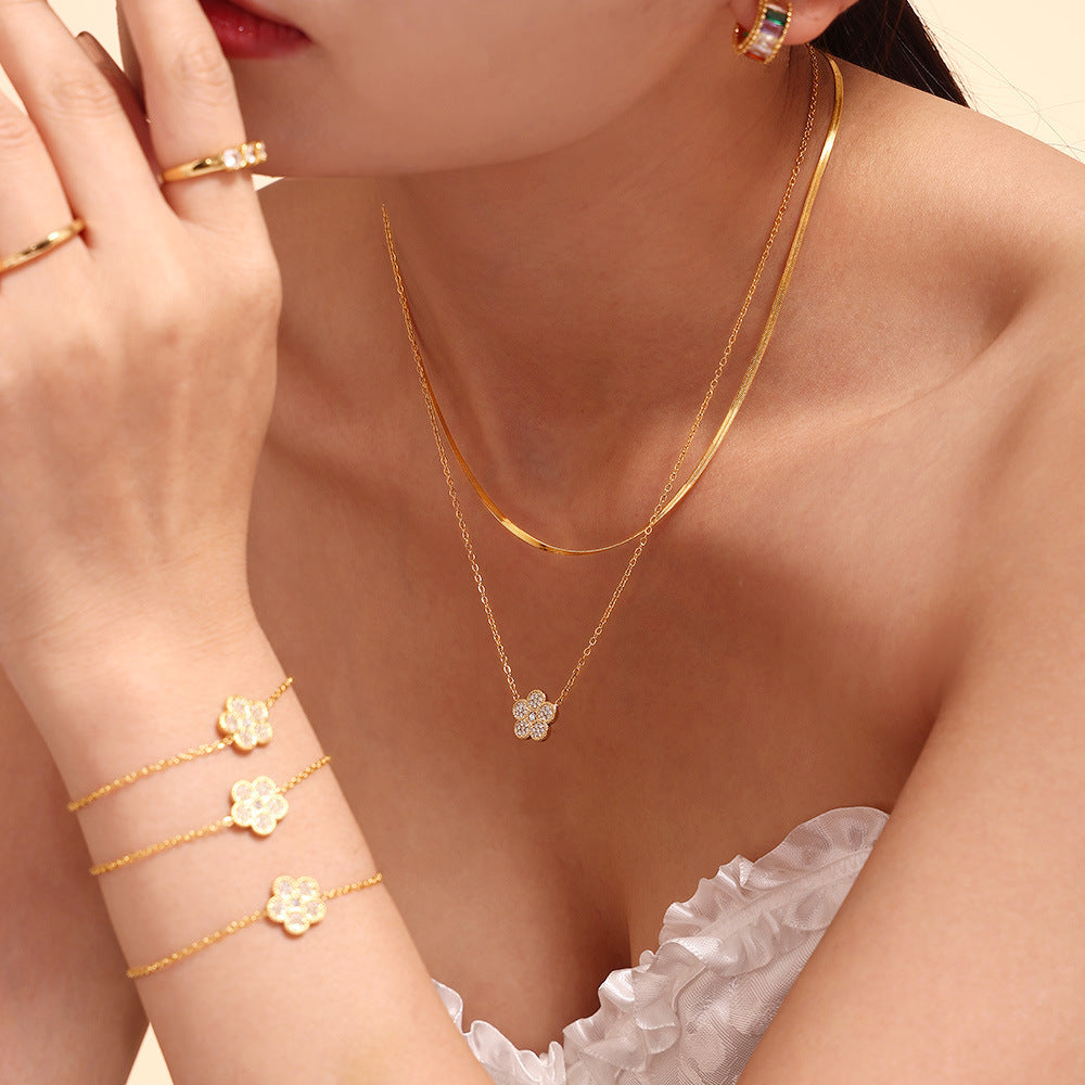 Five-leaf Flower Inlay Cubic Zirconia Bracelet Double Layer Necklace Jewelry Suit