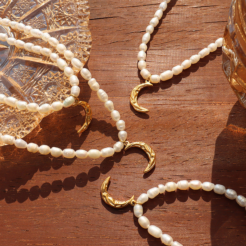 Stainless Steel Moon Pendant Freshwater Pearl Necklace