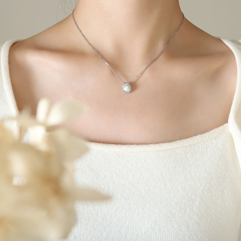 Stainless Steel Shell Imitation Pearl Pendant Necklace