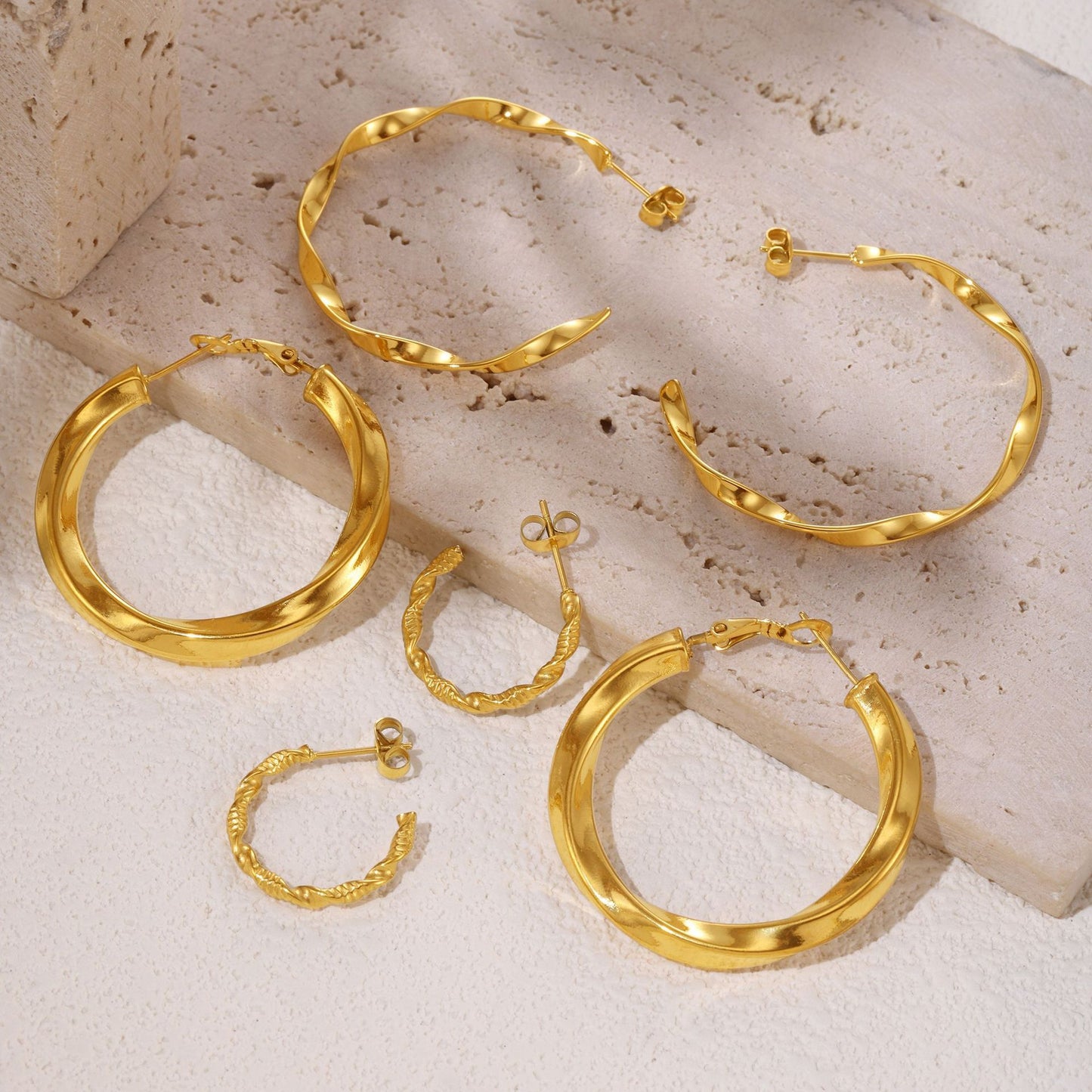 Twist Hoop 18K Gold PVD Stainless SteelEarrings