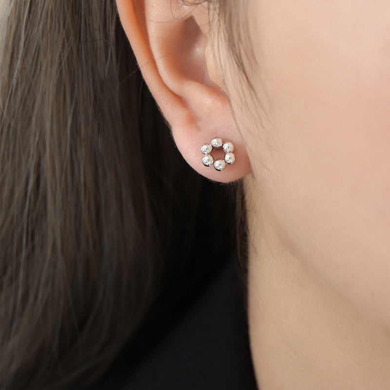 Stainless Steel Beads Stitching Flower Shape Stud Earrings