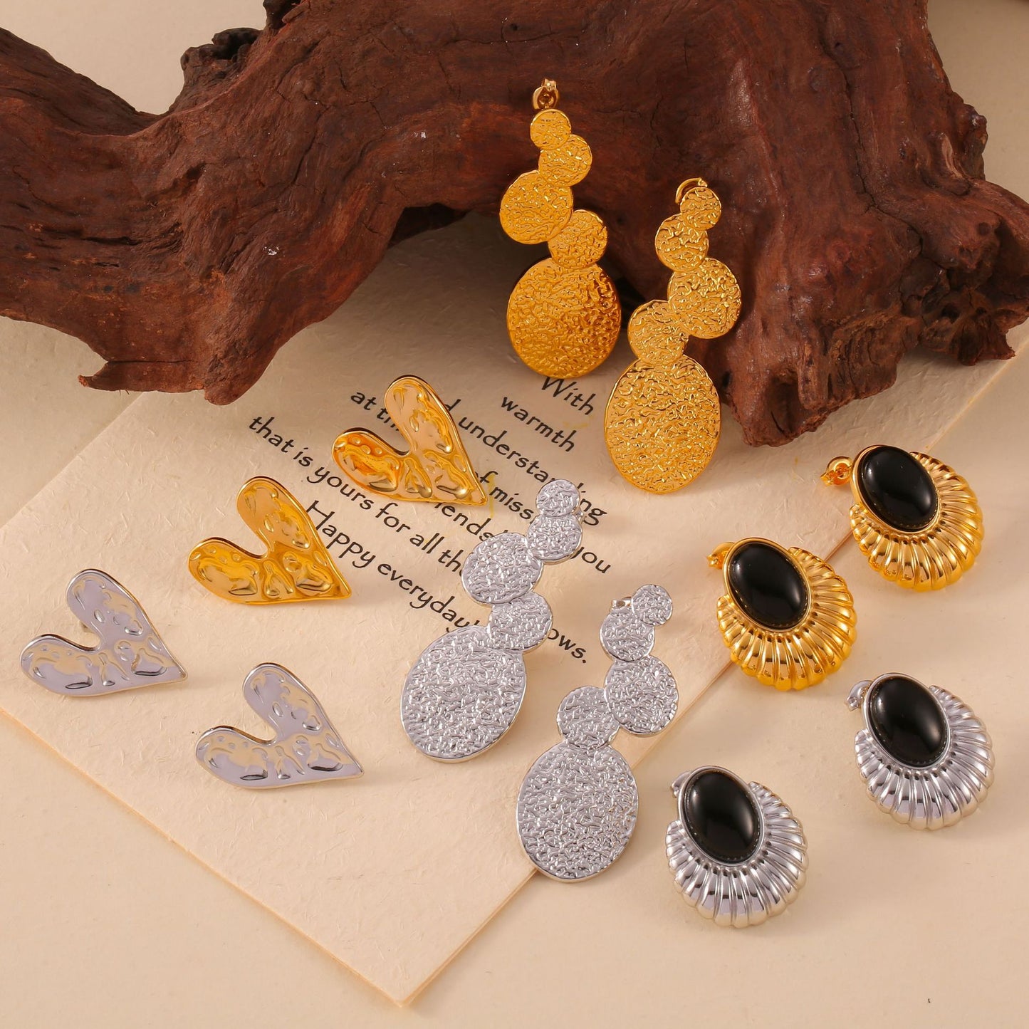 Stainless Steel Heart Black Agate Round Earrings