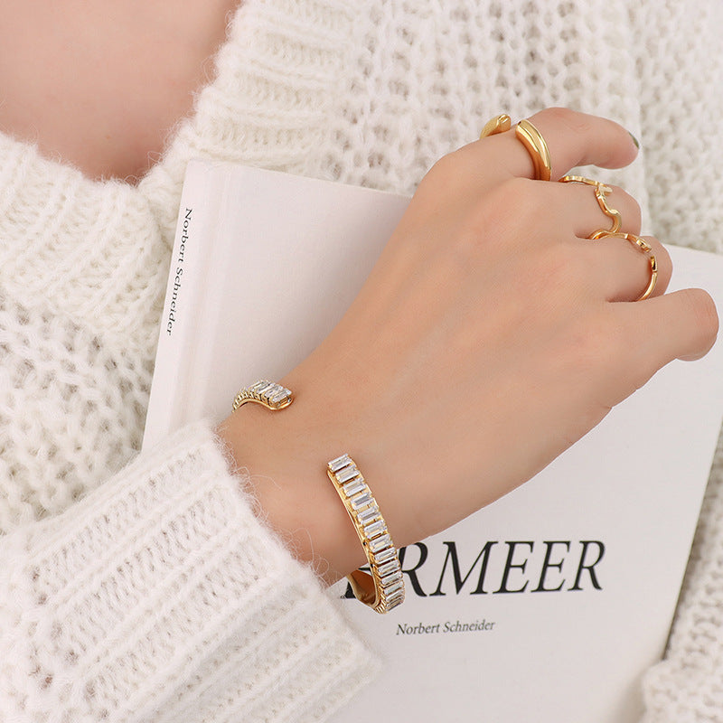 Stainless Steel Twisted Cubic Zirconia Bracelet