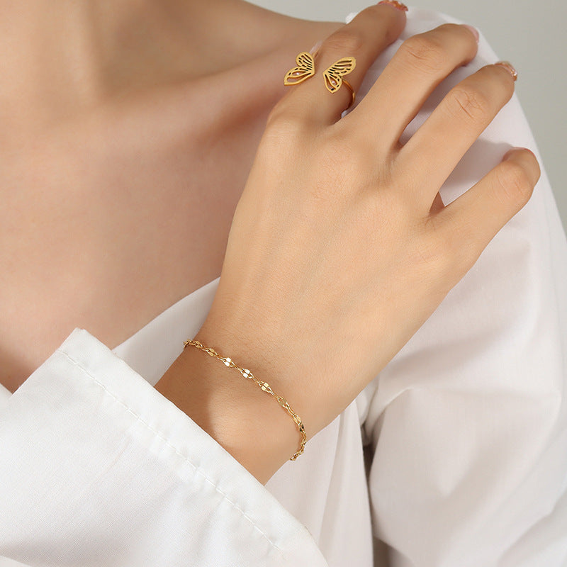 Stainless Steel 18K Gold PVD Lip Chain Bracelet