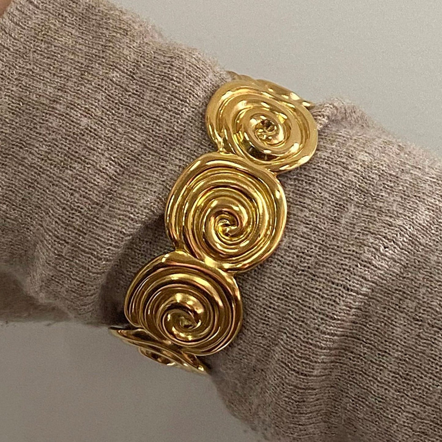Stainless Steel Conch Spliced Cuff Bracelet