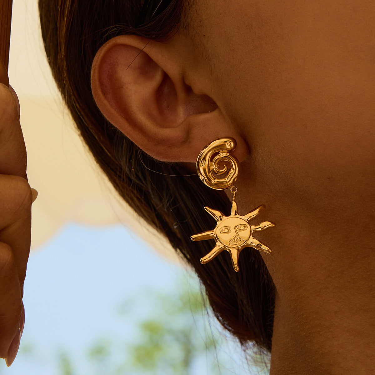 Stainless Steel Conch Sun Portrait Pendant Earrings