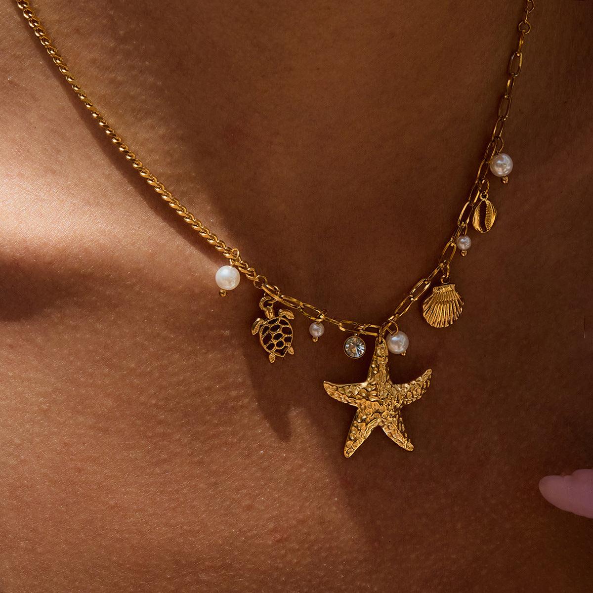 Stainless Steel Vacation Style Starfish Pendant Necklace