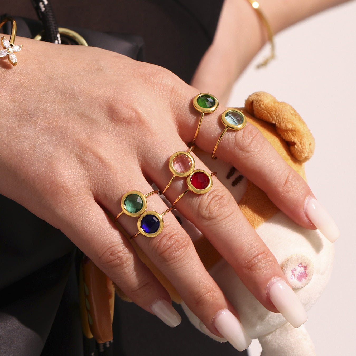 Light Luxury Crystal Round Glass Bead Ring