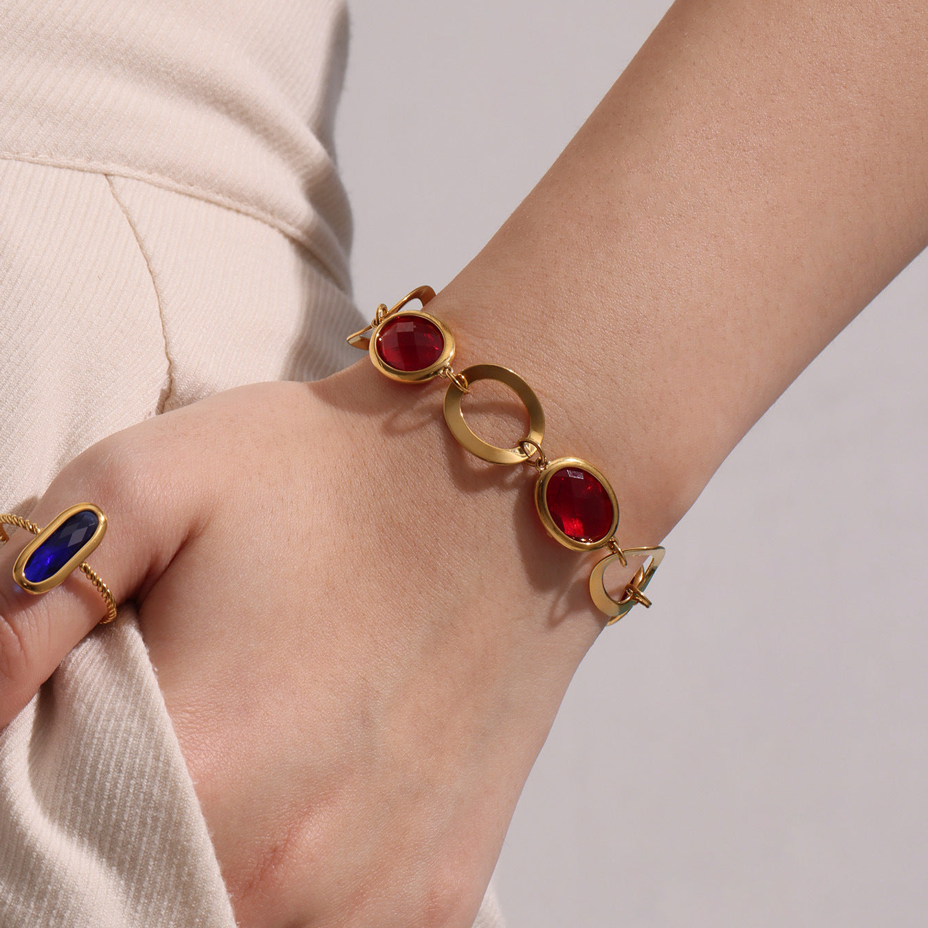 Super Sparkling Glass Stone Link Together Bracelet