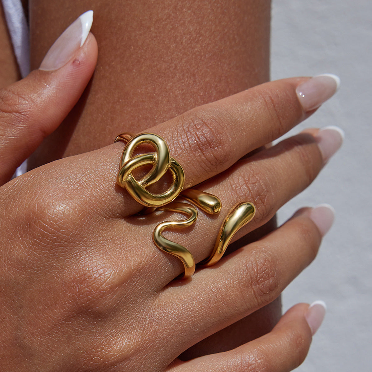 Stainless Steel Heart-shaped Line Ring