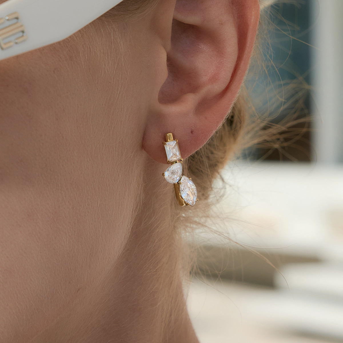 Stainless Steel White Cubic Zirconia U-shaped Earrings