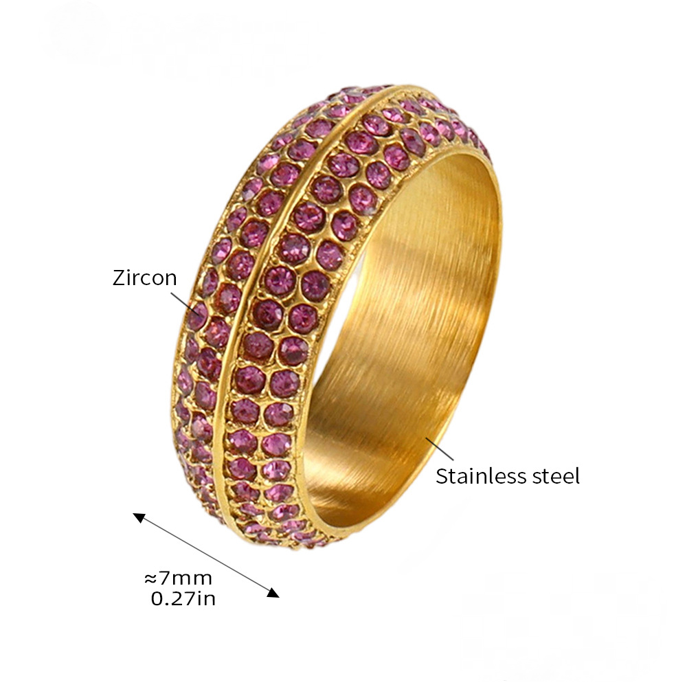 Bague en acier inoxydable avec quatre rangées de zircones cubiques incrustées