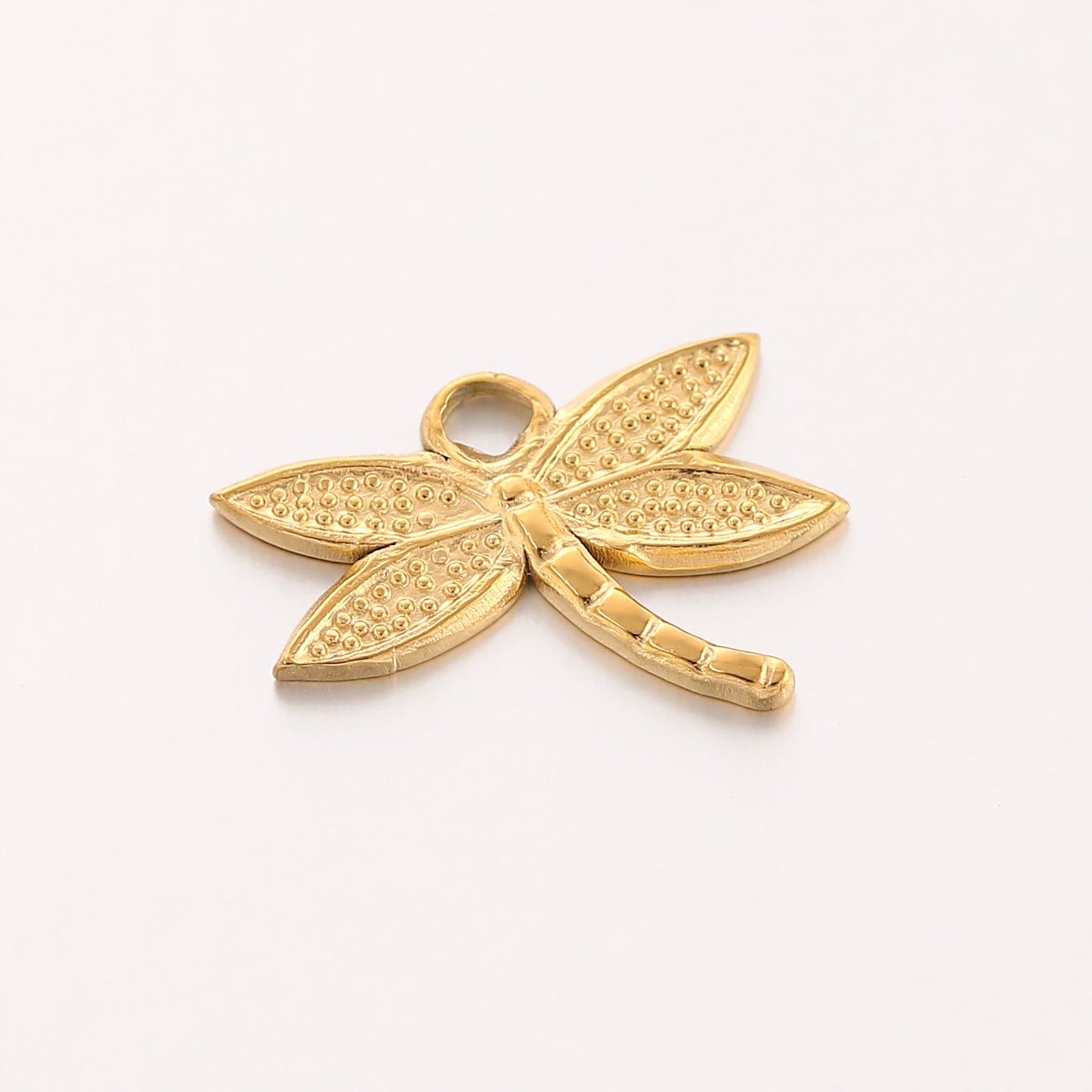 Pendentif libellule en acier inoxydable et PVD or 18 carats