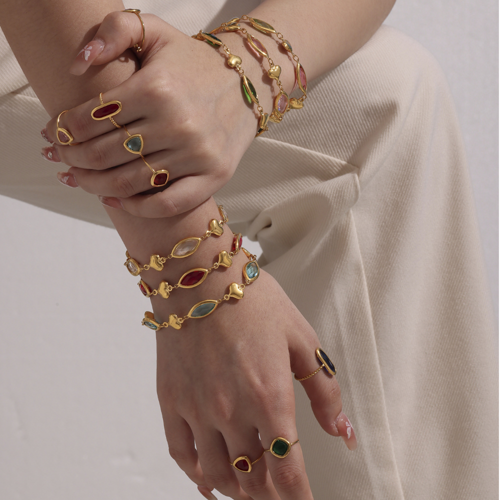 18K Gold PVD Cut Czech Glass Heart Splicing Bracelet