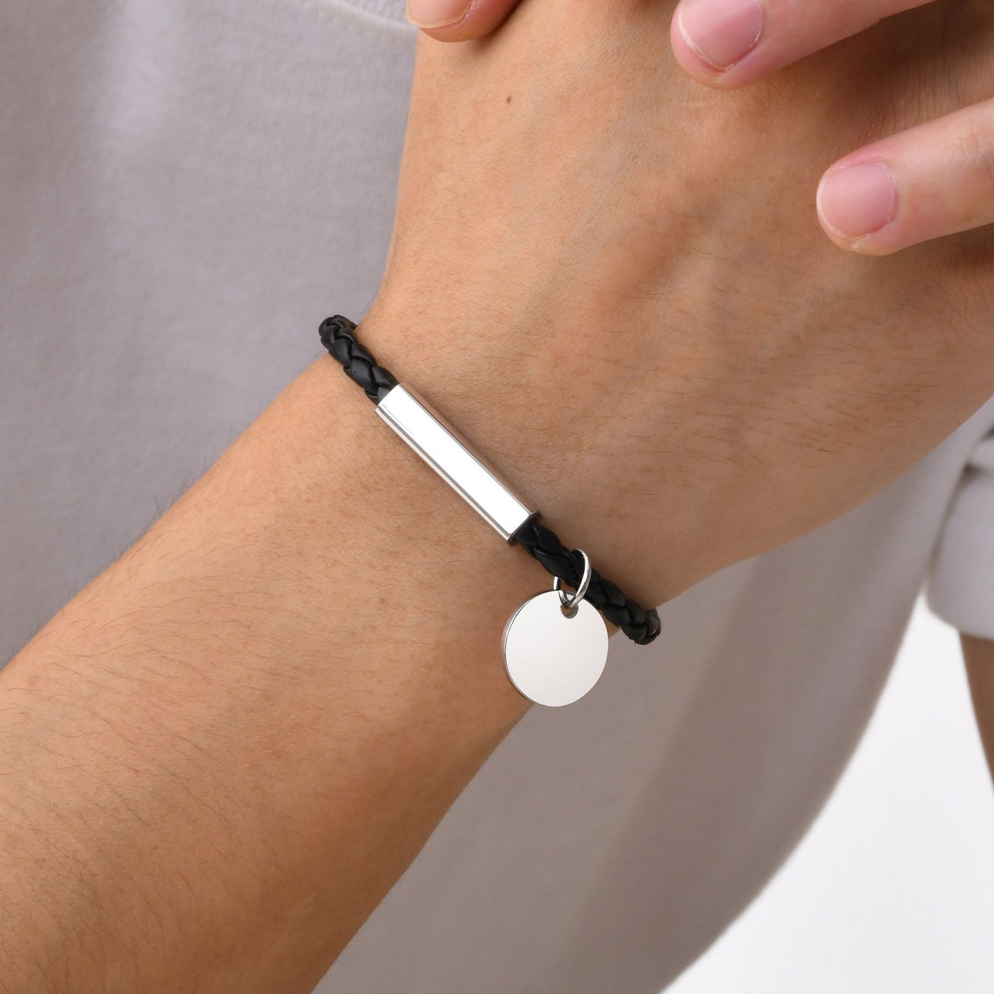 4mm Stainless Steel Round Charm Leather Rope Bracelet