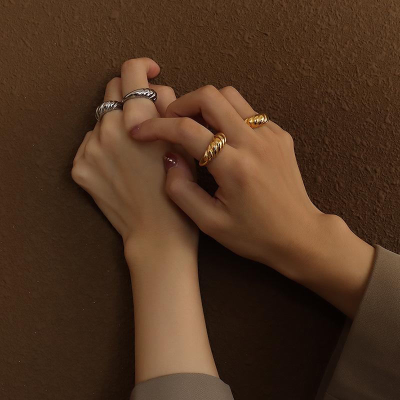Thread Ring 18K Gold PVD Coated