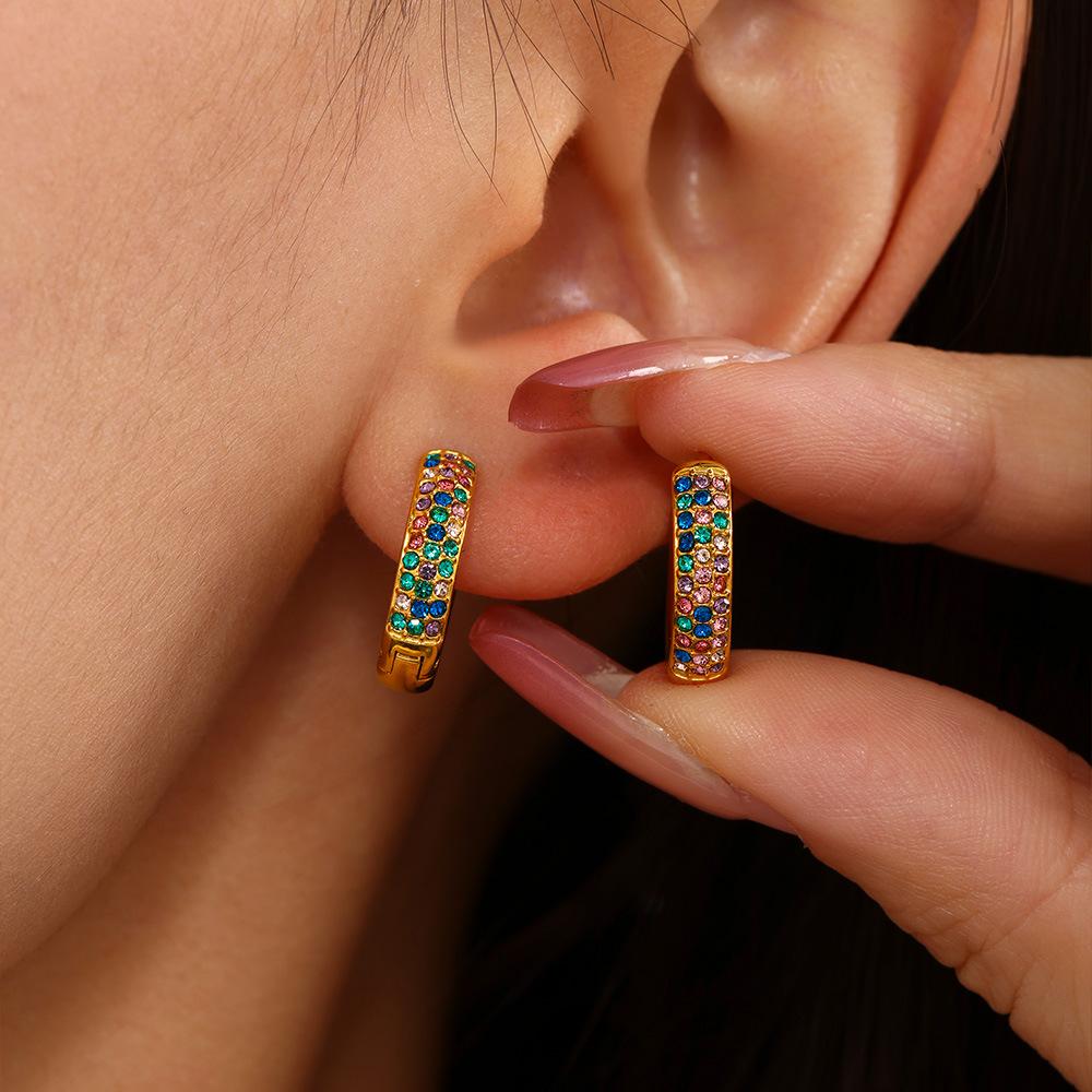 Boucles d'oreilles créoles en acier inoxydable avec zircone cubique bleu turquoise
