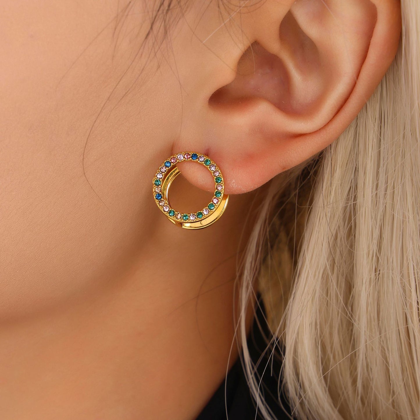 Boucles d'oreilles en acier inoxydable avec zircone cubique double face