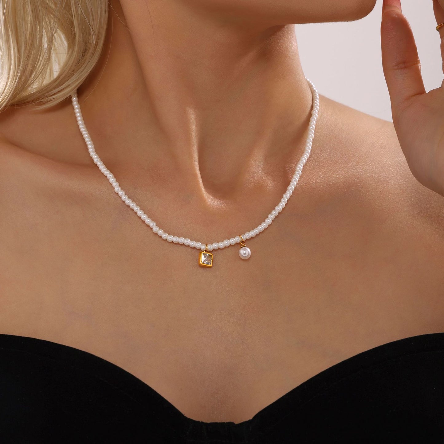 Cubic Zirconia Pendant Imitation Pearl Chain Necklace