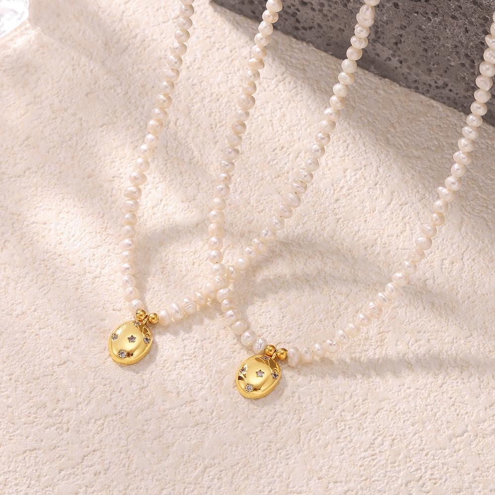 Cubic Zirconia Geometric Pendant Freshwater Pearl Necklace