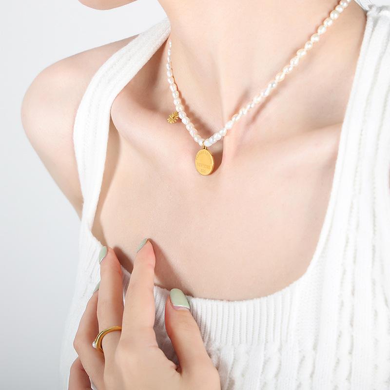 Flower & Circle Pendant Freshwater Pearl Necklace