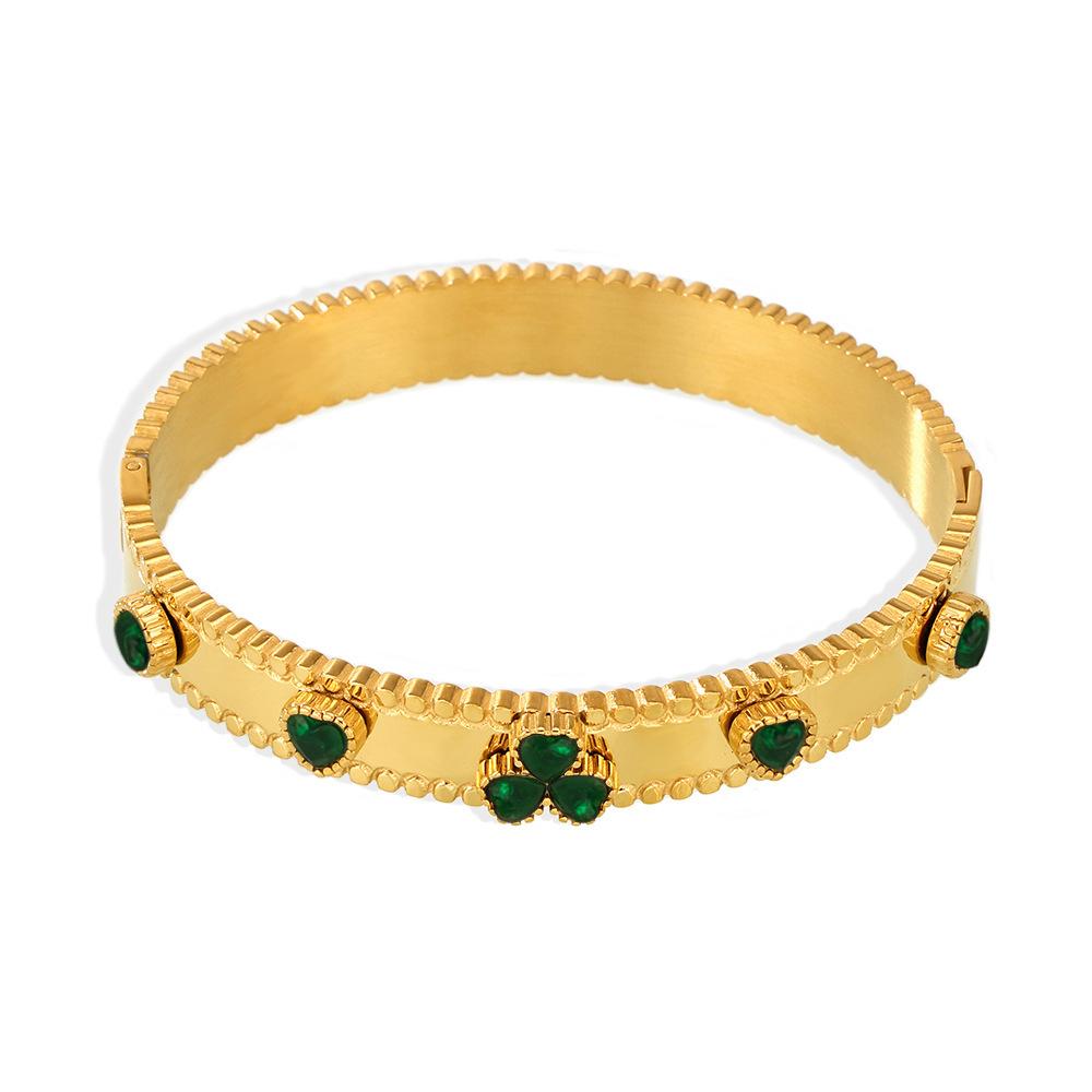 Stainless Steel Heart Shape Cubic Zirconia Bangle Bracelet