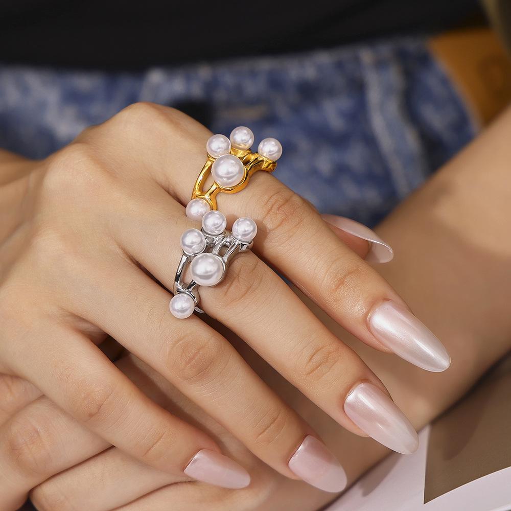 Stainless Steel Hollow Imitation Pearl Ring