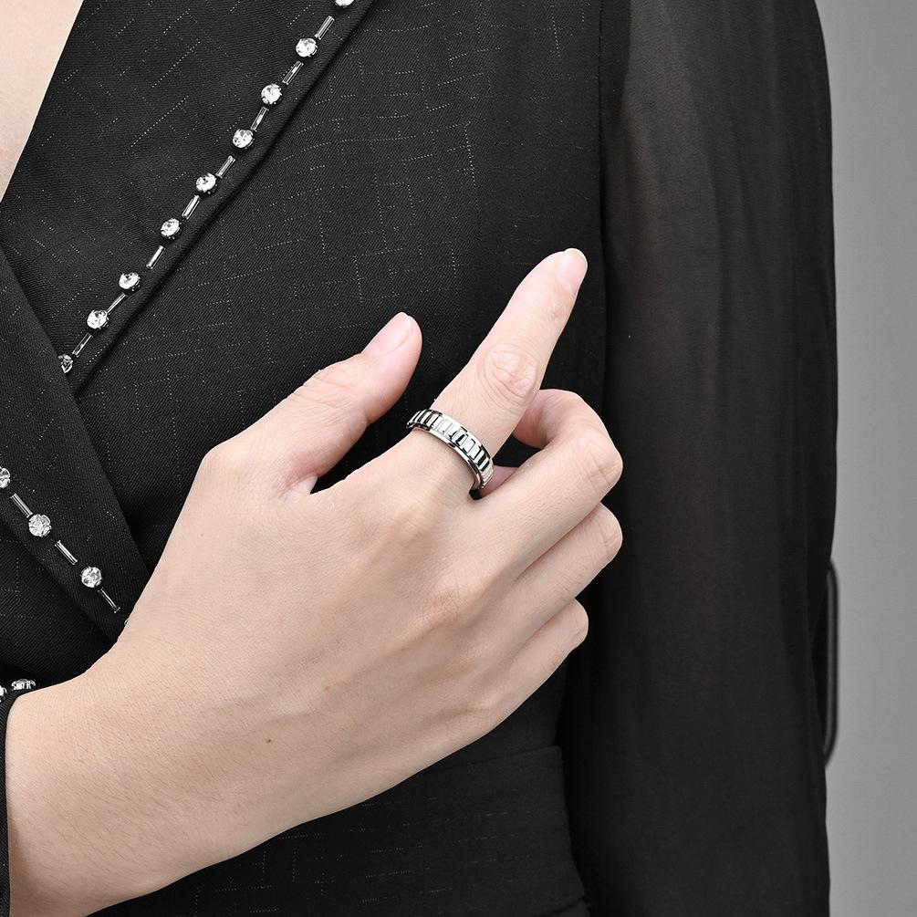 Lattice Stainless Steel Spinner Ring