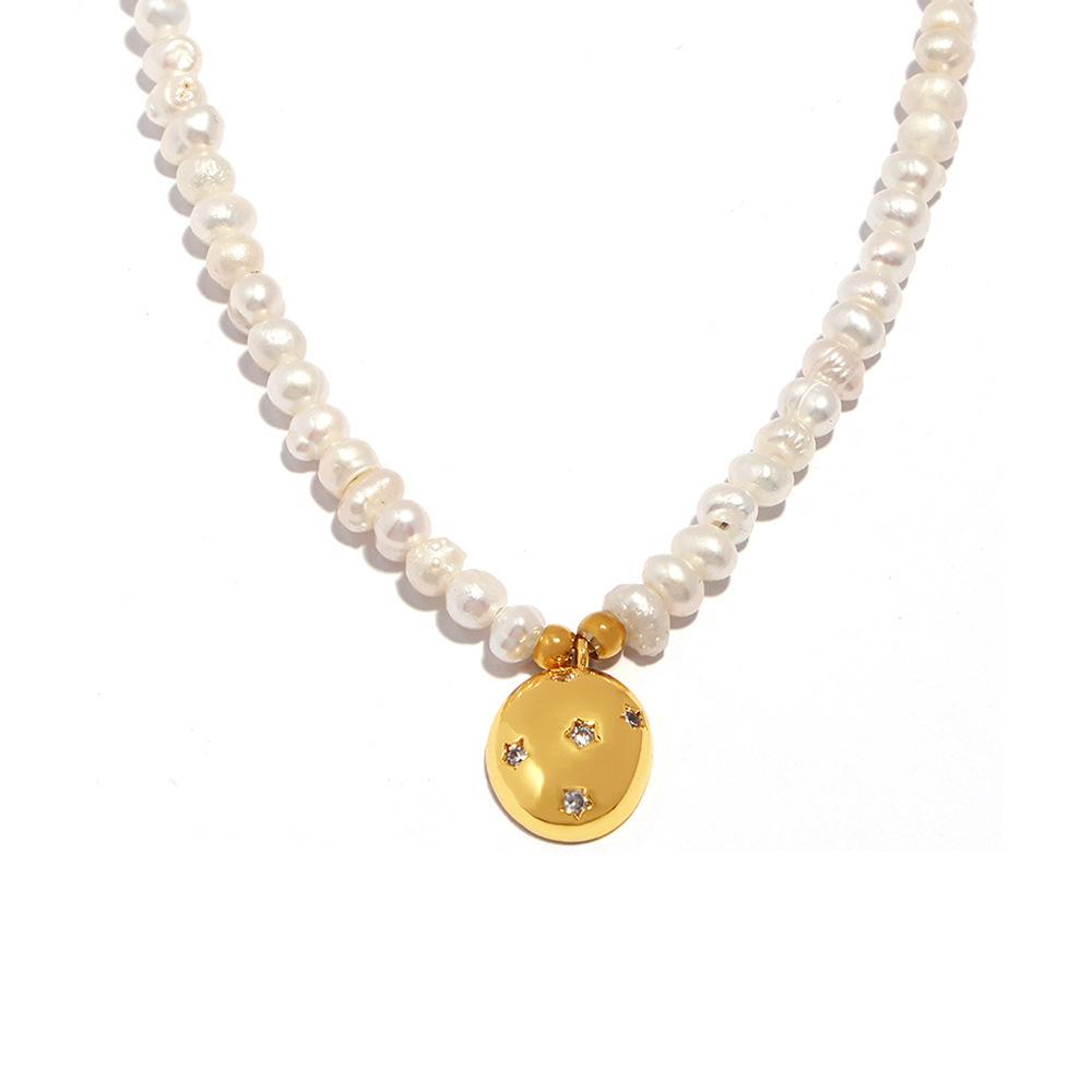 Cubic Zirconia Geometric Pendant Freshwater Pearl Necklace