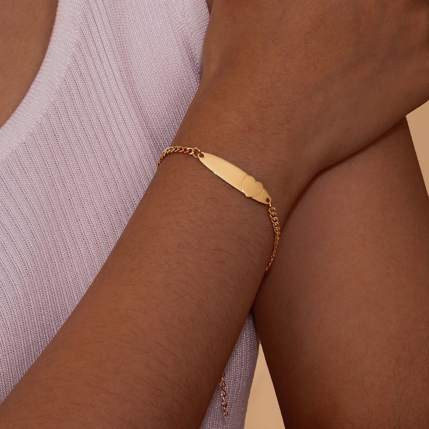 Stainless Steel Curved Heart Engravable Bracelet
