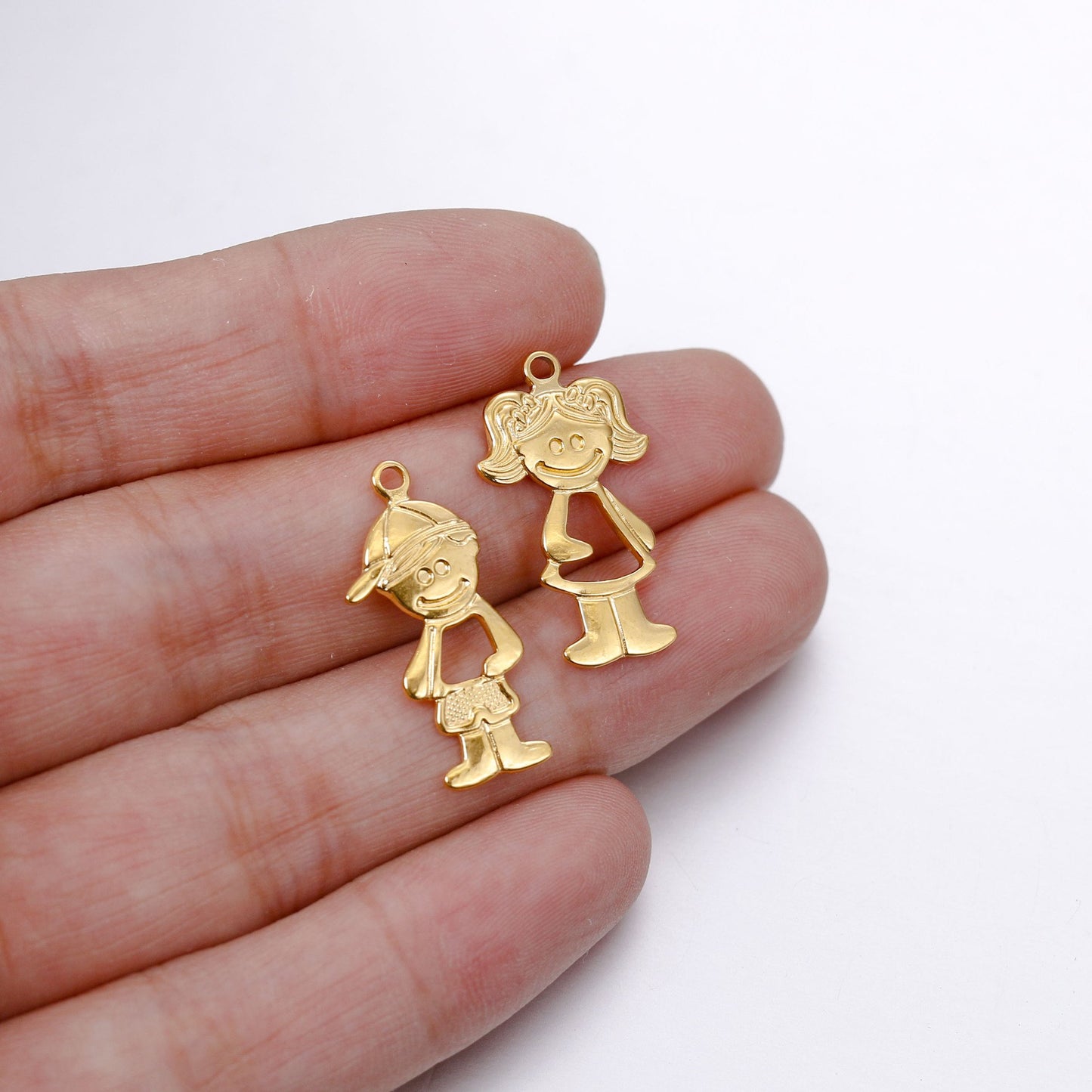 Pendentif en acier inoxydable en forme de garçon et de fille