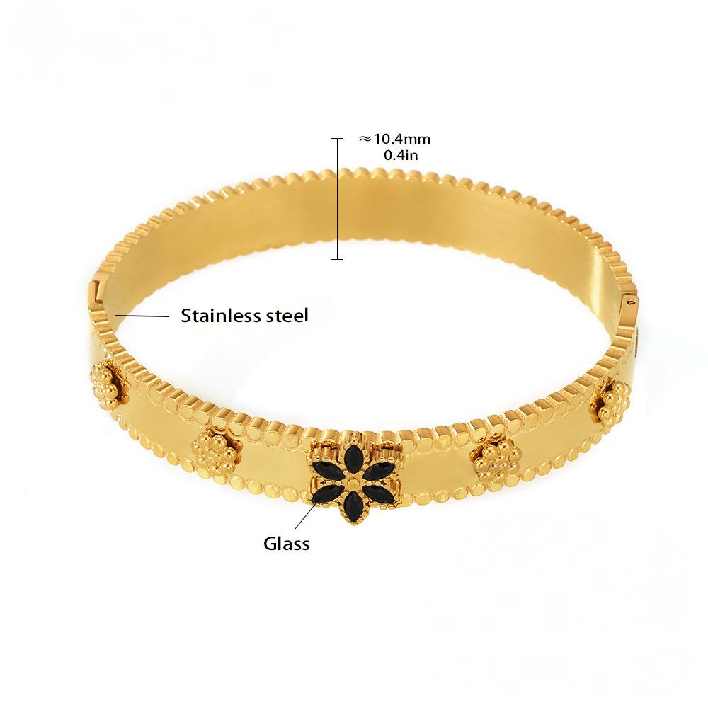 Stainless Steel Snowflake Shaped Cubic Zirconia Bangle Bracelet