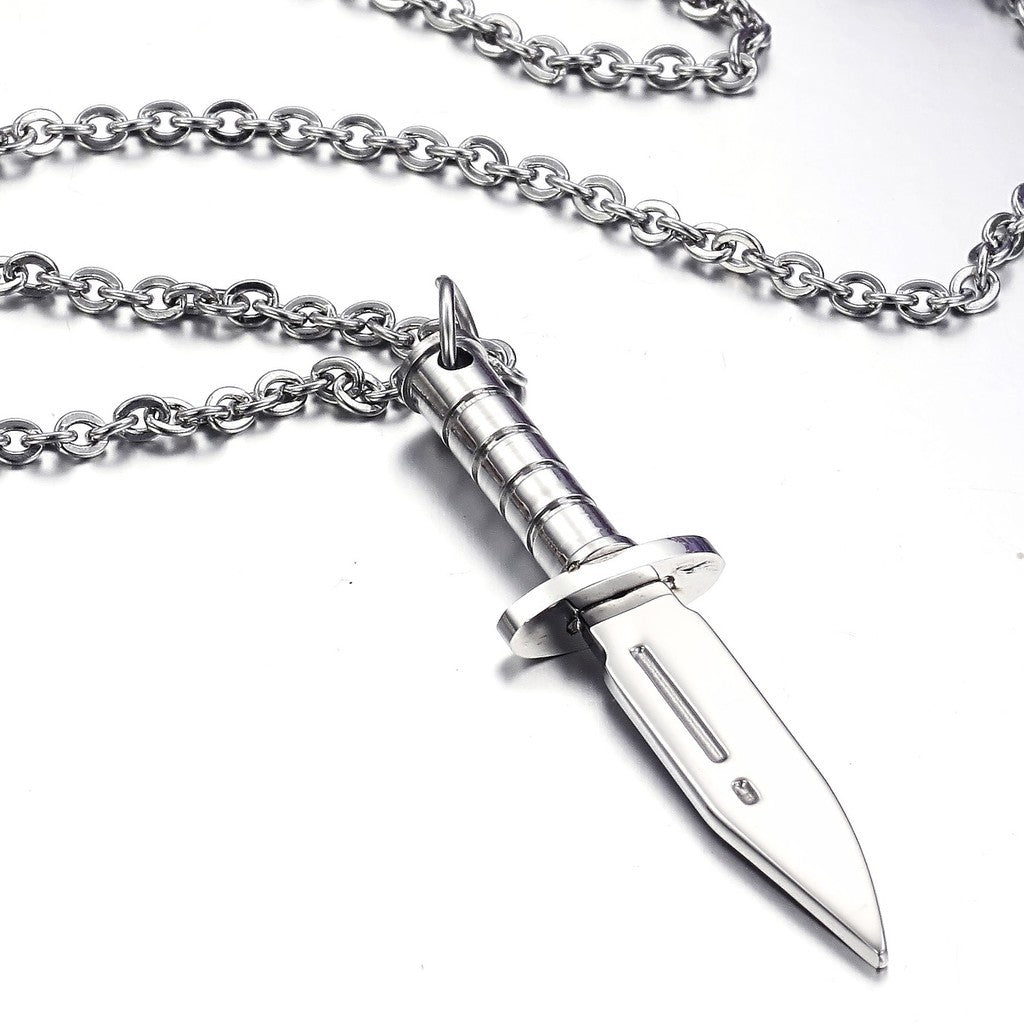 Collier pendentif poignard en acier inoxydable