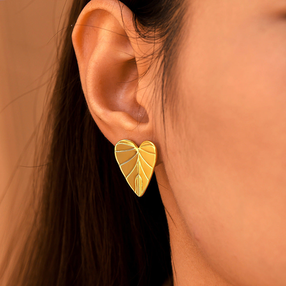 Stainless Steel Heart Leaf Pattern Stud Earrings