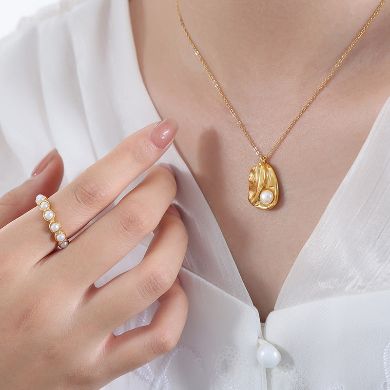 Irregular Round Inlay Single Pearl Necklace