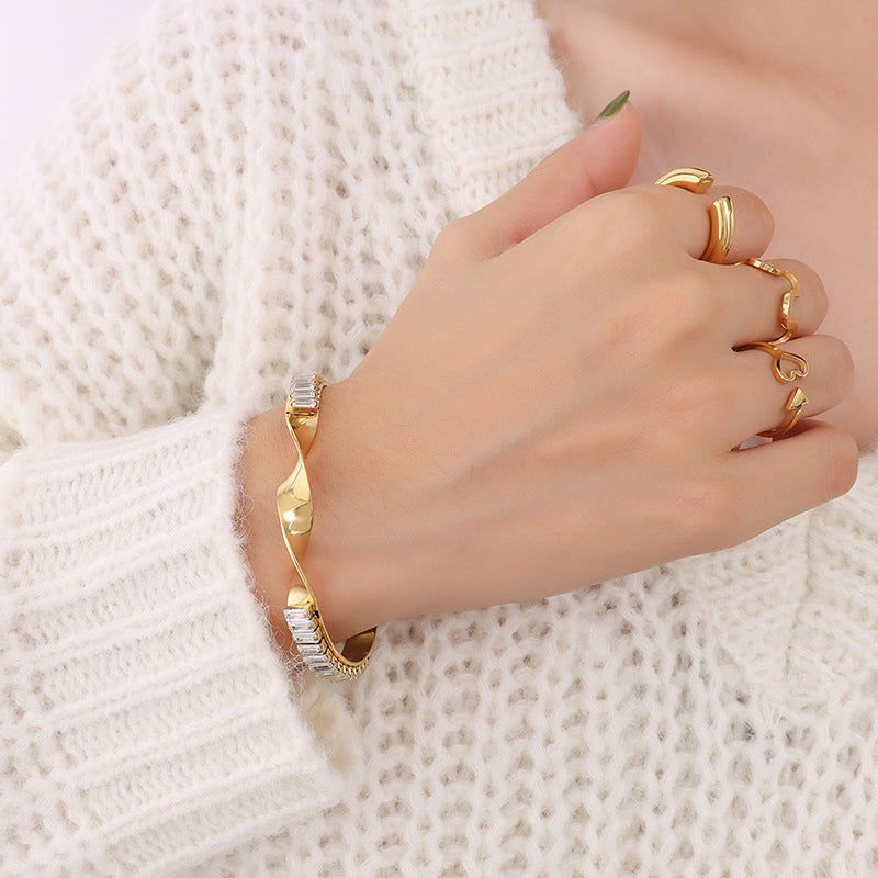 Stainless Steel Twisted Cubic Zirconia Bracelet