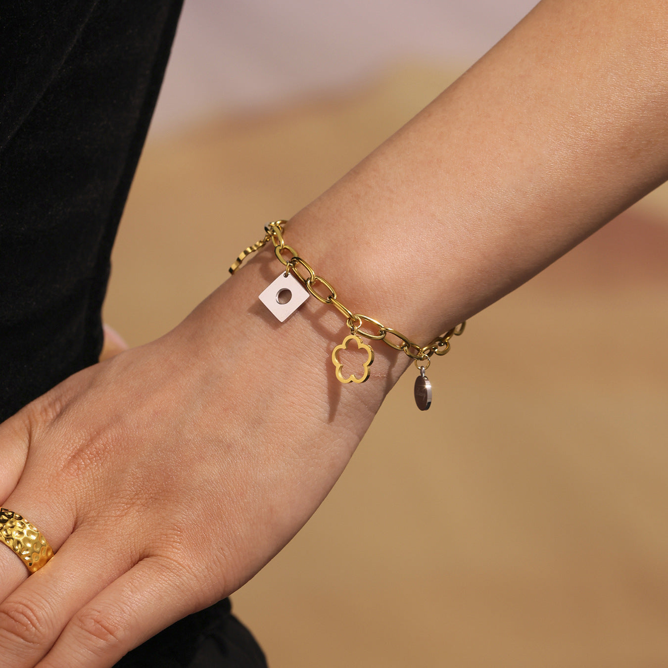 Stainless Steel Flower Polished Charm Bracelet