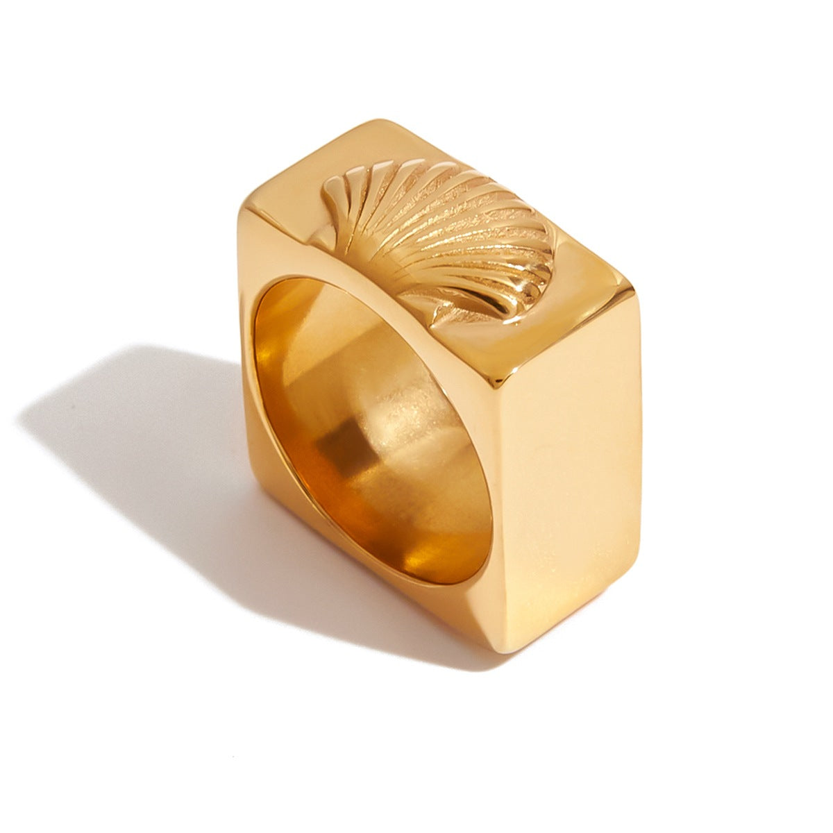 Stainless Steel 18K Gold PVD Shell Ring