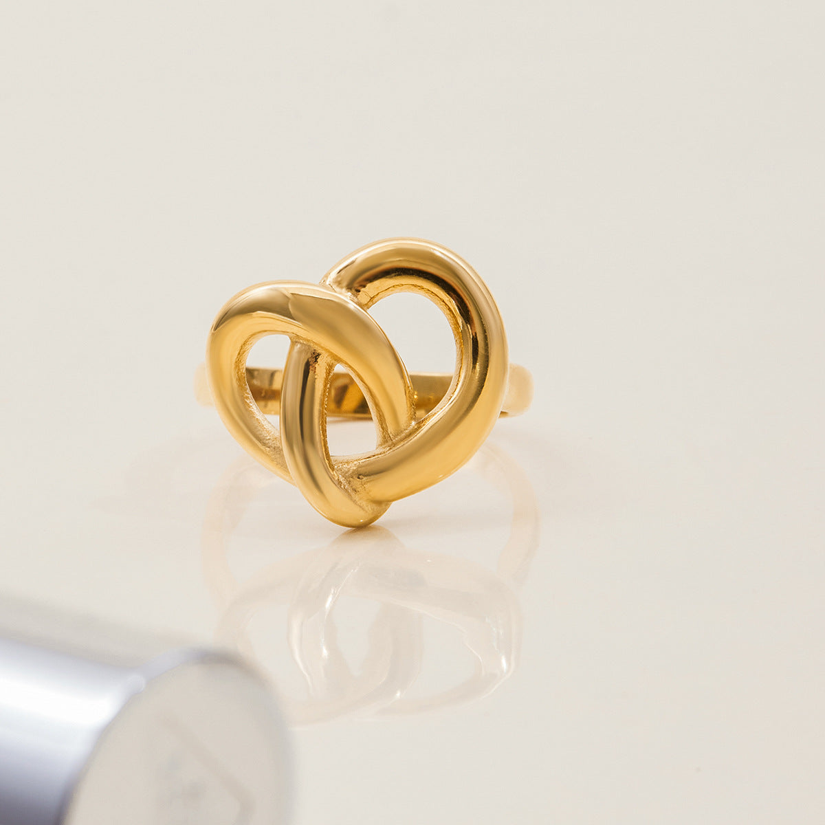 Stainless Steel Heart-shaped Line Ring