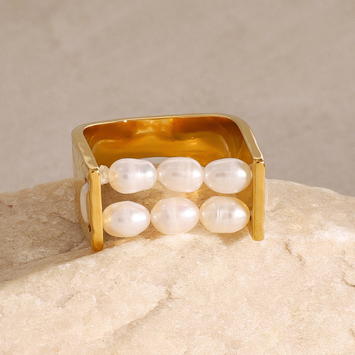 18K Gold PVD Stainless Steel Pearl U-shaped Ring