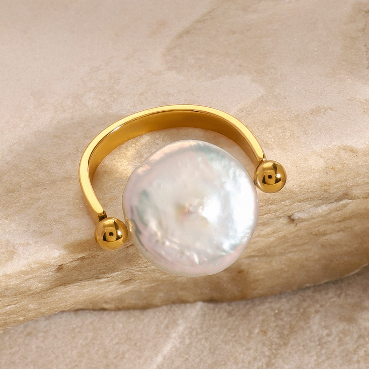 Stainless Steel Button Pearl Smooth Ring
