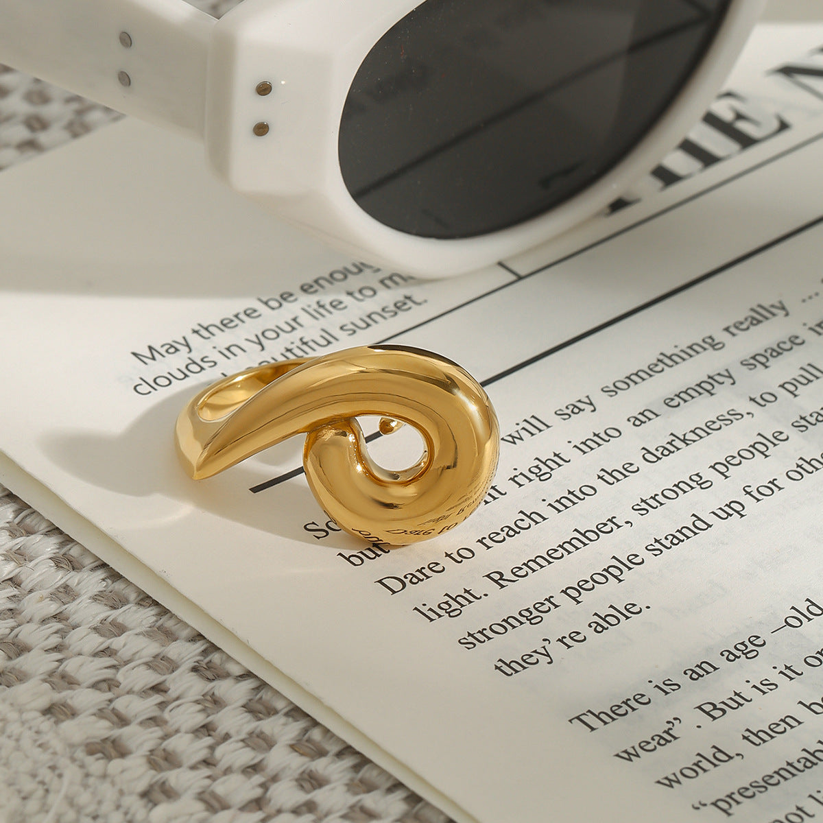 Stainless Steel 18K Gold PVD Water Drop Ring