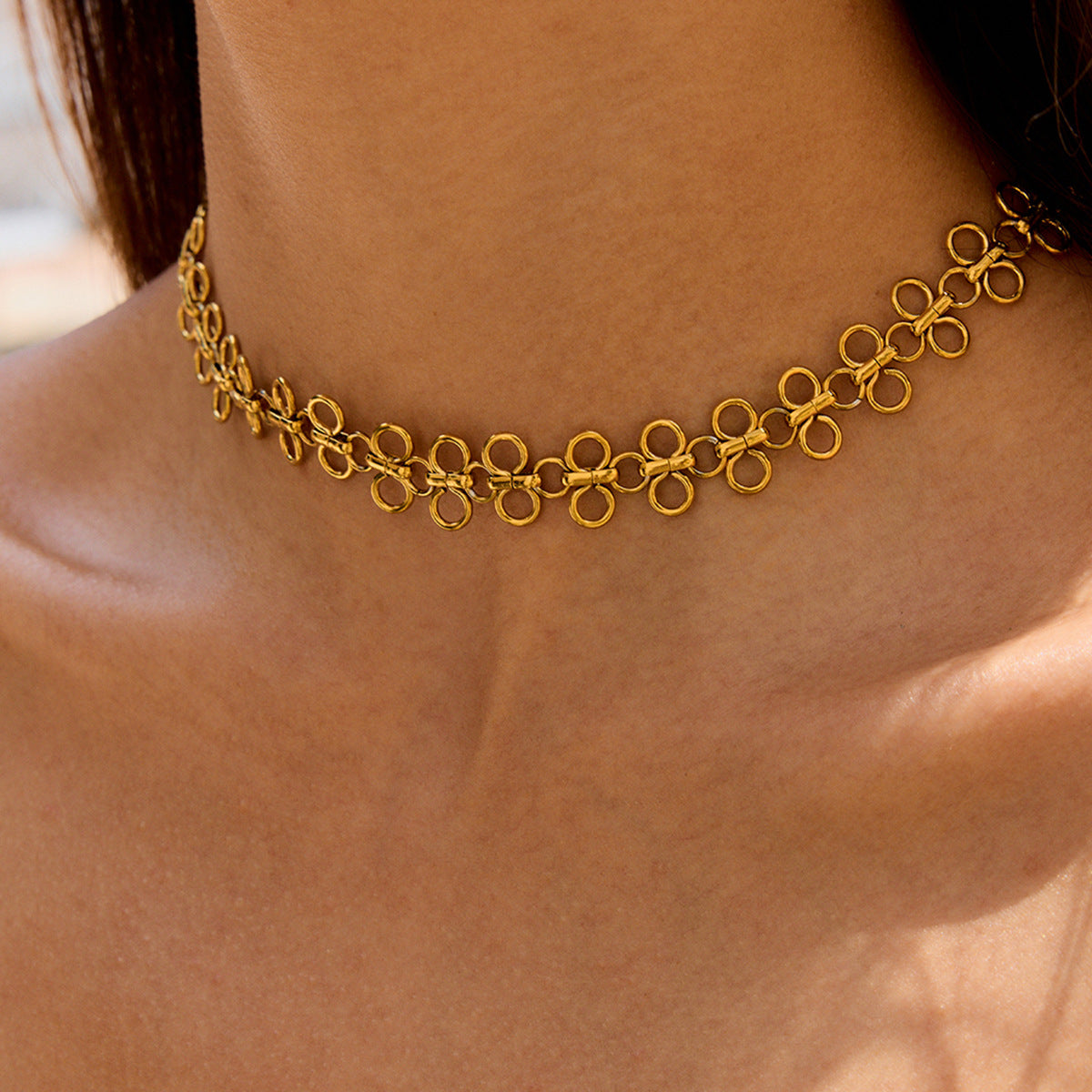 Stainless Steel Four-leaf Choker Necklace
