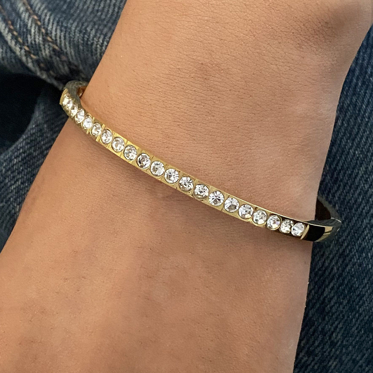 Stainless Steel Rhinestone Buckle Bangle