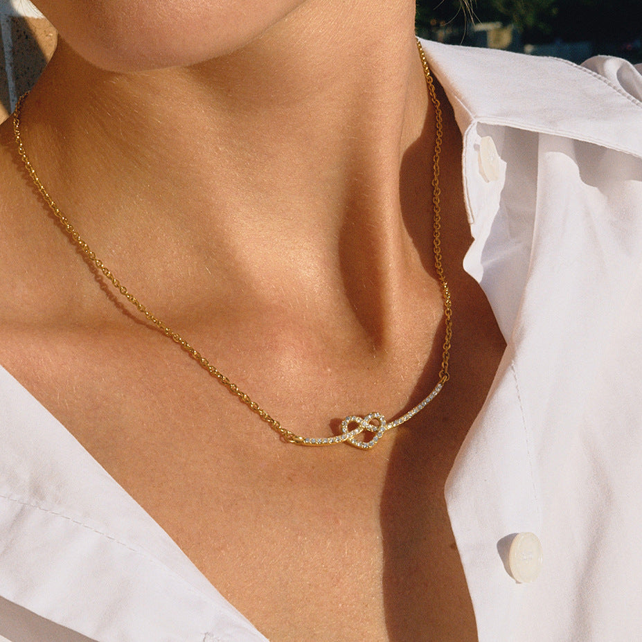 Stainless Steel Rhinestone Heart-shaped Necklace