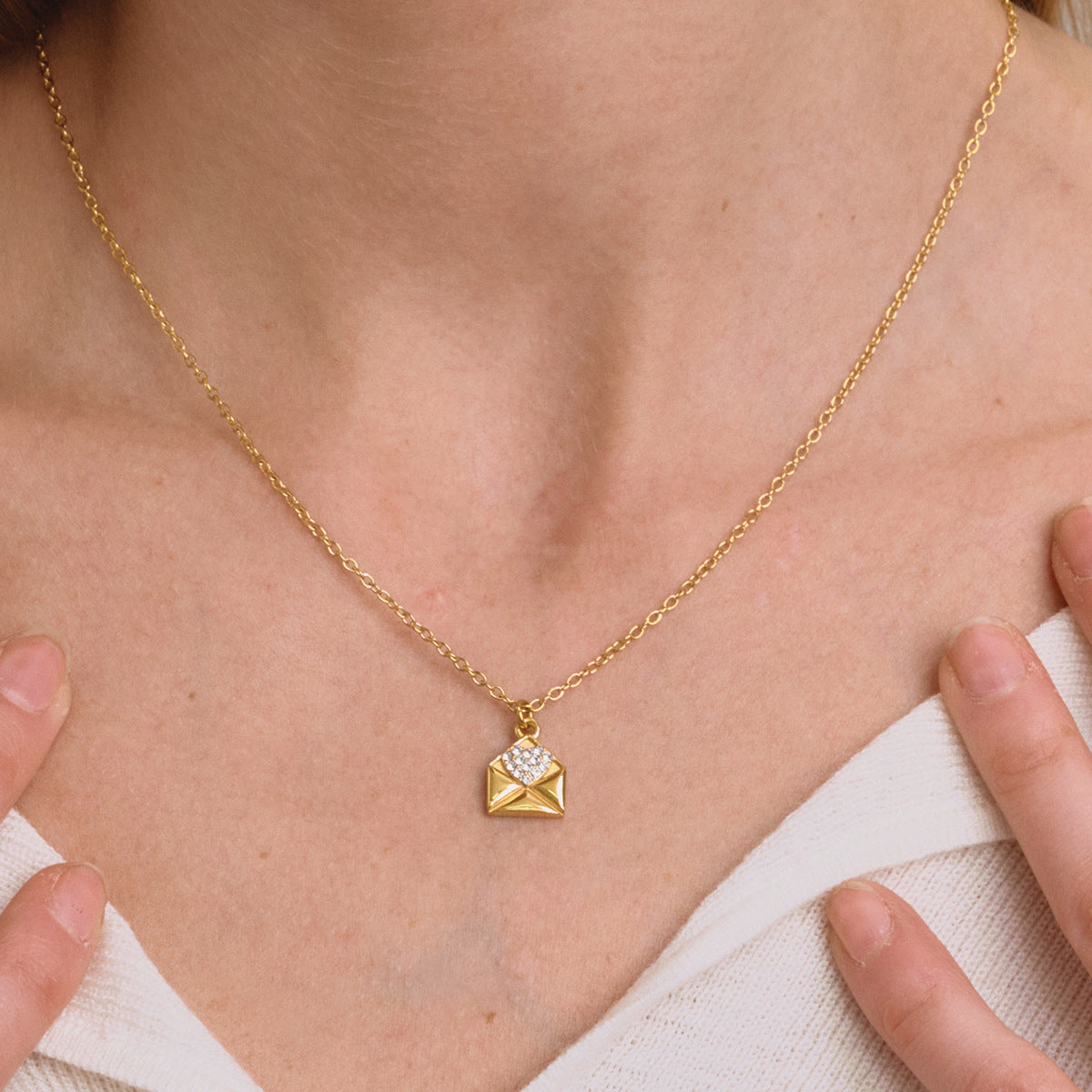 Classic Heart-shaped Envelope Earrings Necklace Jewelry Set