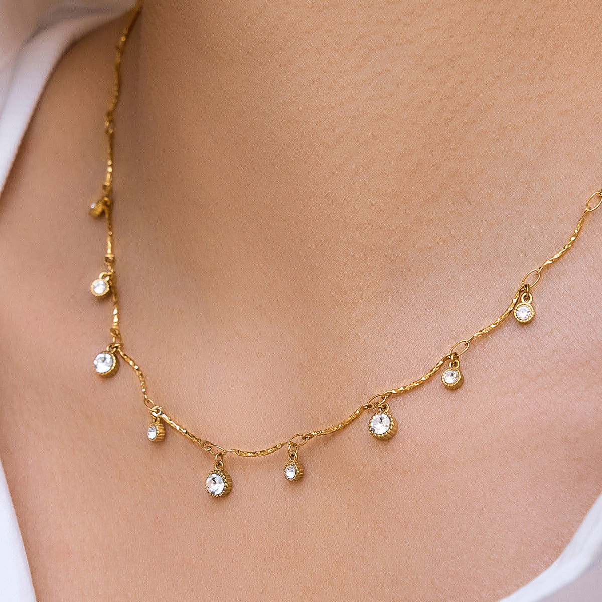 Stainless Steel Round Rhinestone Stick Chain Necklace