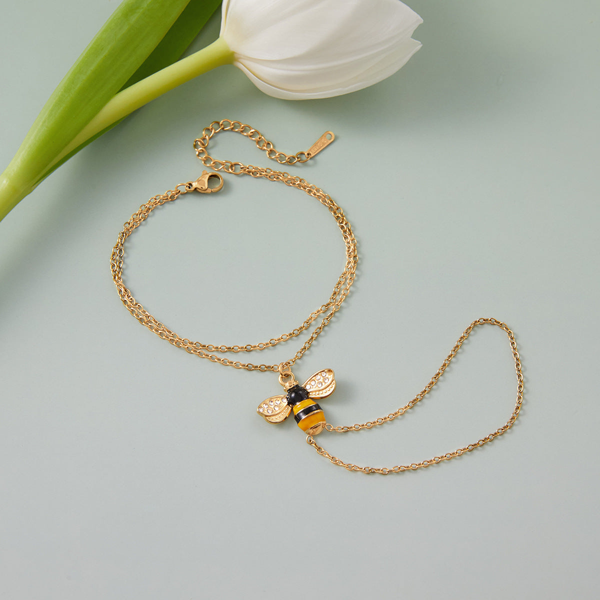 Stainless Steel Bee-shaped Finger Hand Chain Bracelet