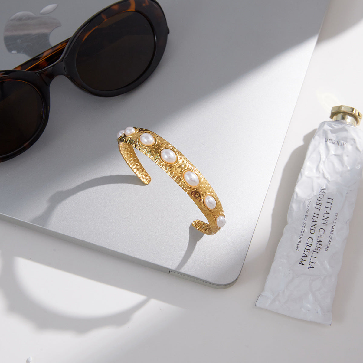 Stainless Steel Resin Pearl Cuff Bracelet